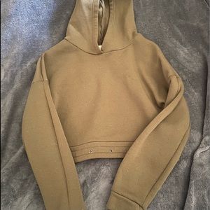 Army green cropped hoodie!